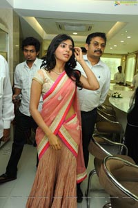 Samantha in Pink Saree