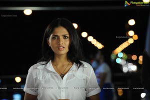 Sunayana in Vetadu in Vetadu