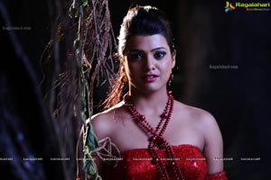 Tashu Kaushik Hot and Spicy Photos