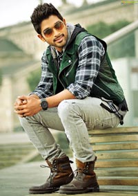 Allu Arjun in Iddarammayilatho Filmkampf Standbilder