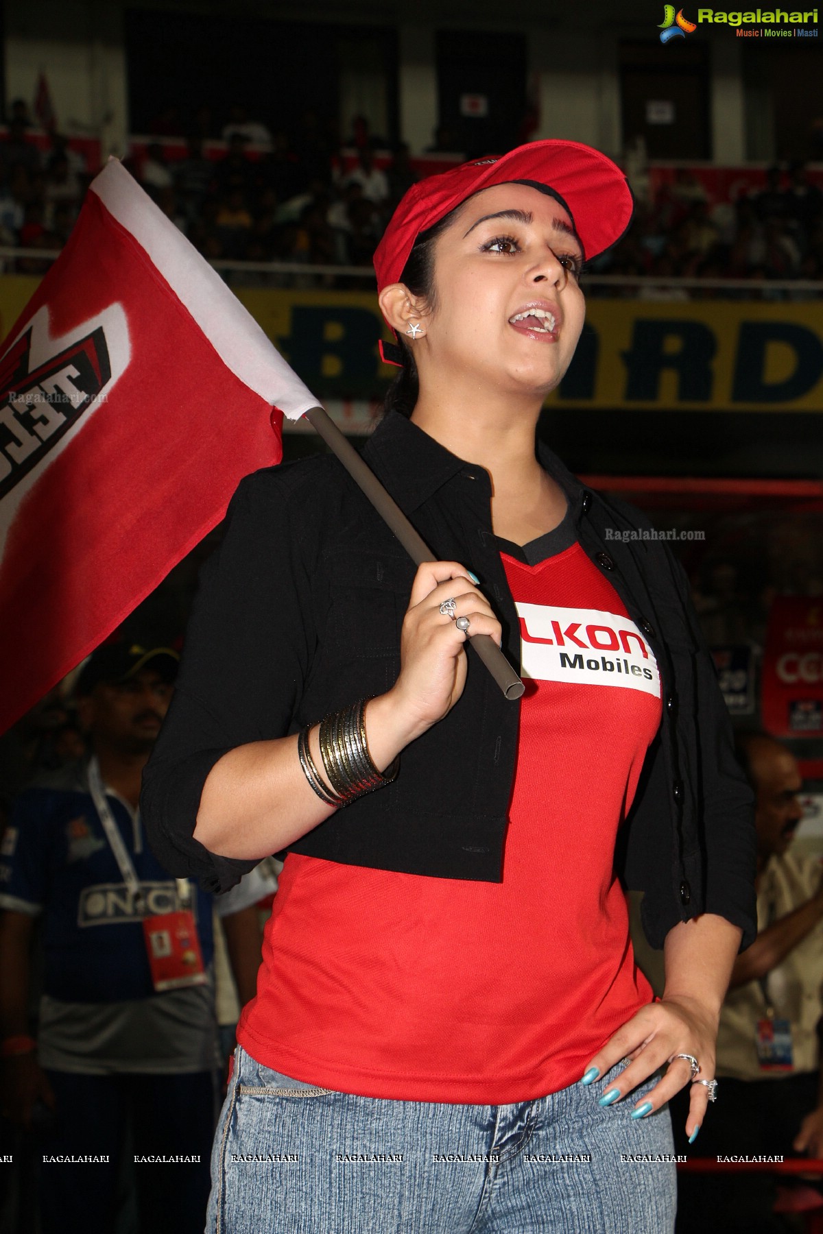 Charmme Kaur at CCL 3 Semi-Finals, Hyderabad, Exclusive Photos