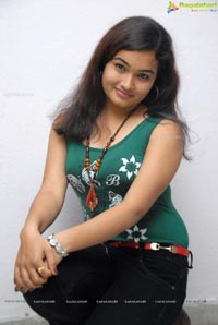 Heroine Mythili