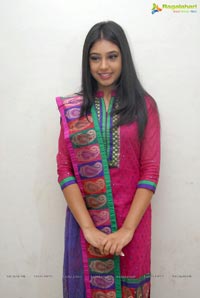 Niti Taylor Love Dot Dom