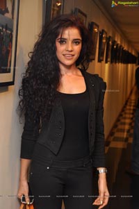 Piaa Bajpai at Back Bench Student Photo Exhibition