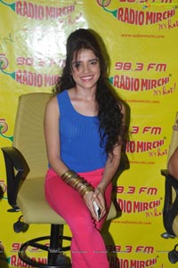 Pia Bajpai at Radio Mirchi