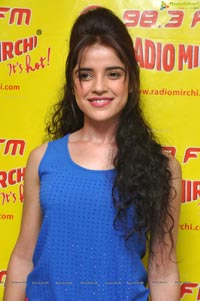 Pia Bajpai at Radio Mirchi