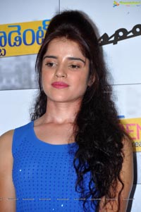 Pia Bajpai at Radio Mirchi