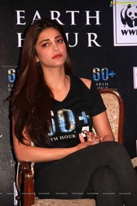 Shruti Haasan Earth Hour 2013