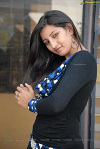 Kothoka Vintha Heroine Vinisha Naidu