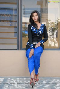 Kothoka Vintha Heroine Vinisha Naidu