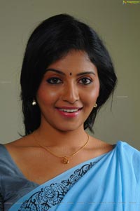 Anjali in Madha Gaja Raja