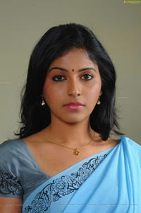 Anjali in Madha Gaja Raja