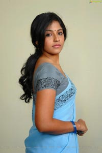 Anjali in Madha Gaja Raja