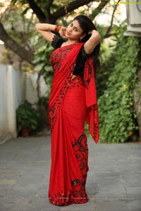 Jiya Khan in Red Saree