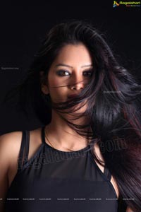 Monika Singh Glam Shoot