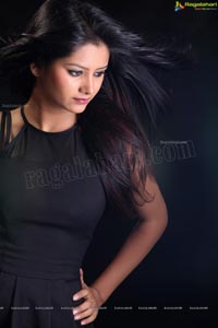 Monika Singh Glam Shoot