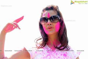 Diksha Panth at Rang De Holi Bash