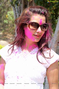 Diksha Panth at Rang De Holi Bash