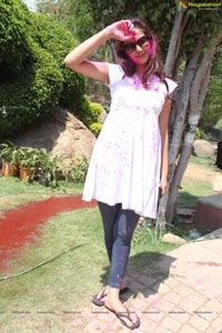 Diksha Panth at Rang De Holi Bash