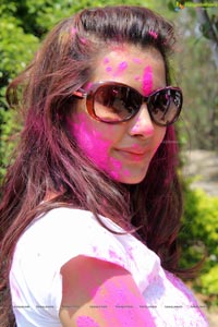 Diksha Panth at Rang De Holi Bash