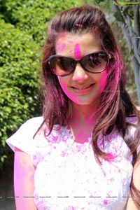 Diksha Panth at Rang De Holi Bash