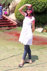 Diksha Panth at Rang De Holi Bash