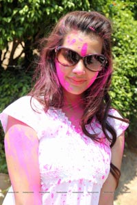 Diksha Panth at Rang De Holi Bash