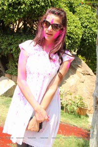 Diksha Panth at Rang De Holi Bash