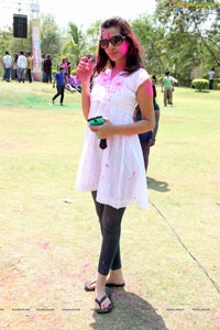 Diksha Panth at Rang De Holi Bash