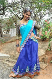 Telugu Actress Shyamala Hot Pics