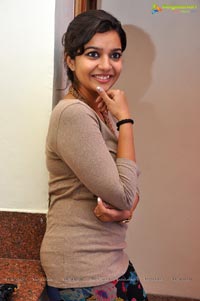 Swathi at Idega Aasapaddav Audio