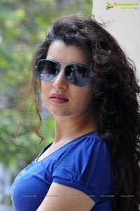 Veda Archana in T-Shirt Jeans