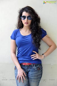 Veda Archana in T-Shirt Jeans