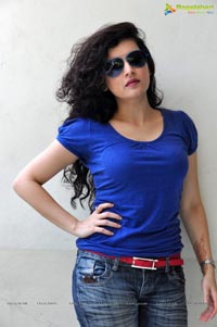 Veda Archana in T-Shirt Jeans