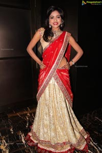 Vithika Rao at Tasyaah Fashion Walk