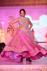 Lakshmi Manchu Ramp Walk