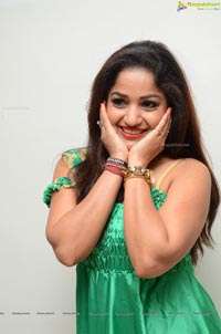 Madhavi Latha