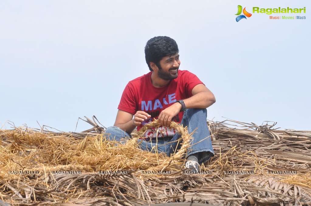 Rahul Ravindran Stills From Ala Ela, Photo Gallery