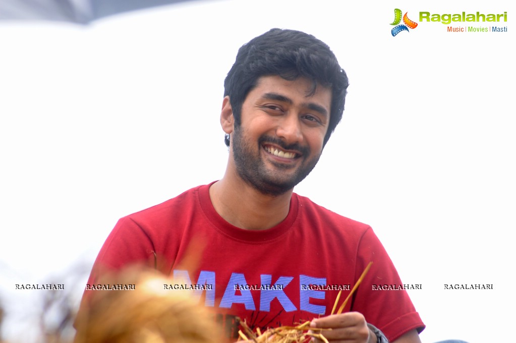 Rahul Ravindran Stills From Ala Ela, Photo Gallery