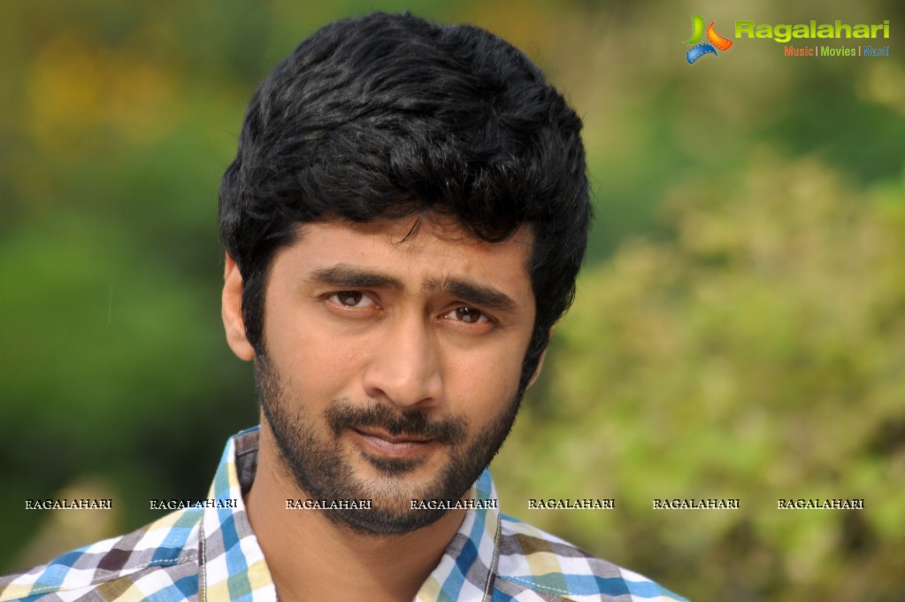 Rahul Ravindran Stills From Ala Ela, Photo Gallery