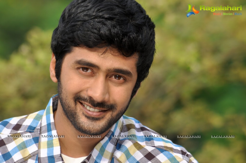 Rahul Ravindran Stills From Ala Ela, Photo Gallery