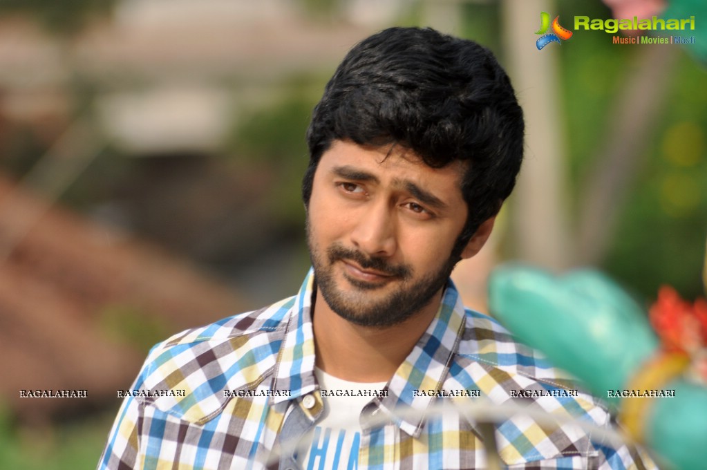 Rahul Ravindran Stills From Ala Ela, Photo Gallery