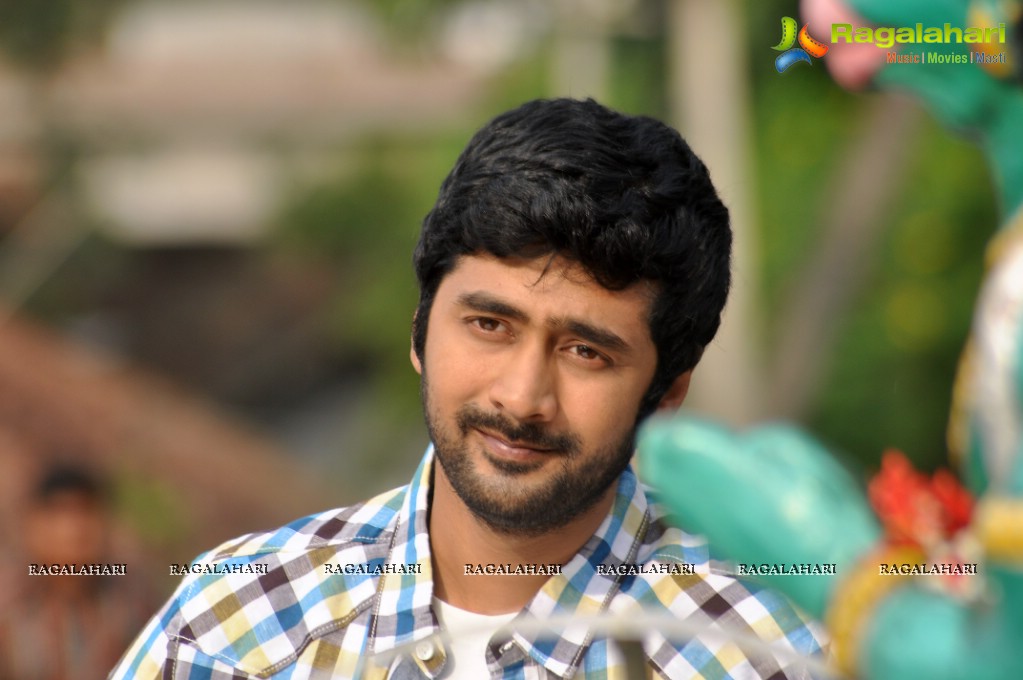 Rahul Ravindran Stills From Ala Ela, Photo Gallery