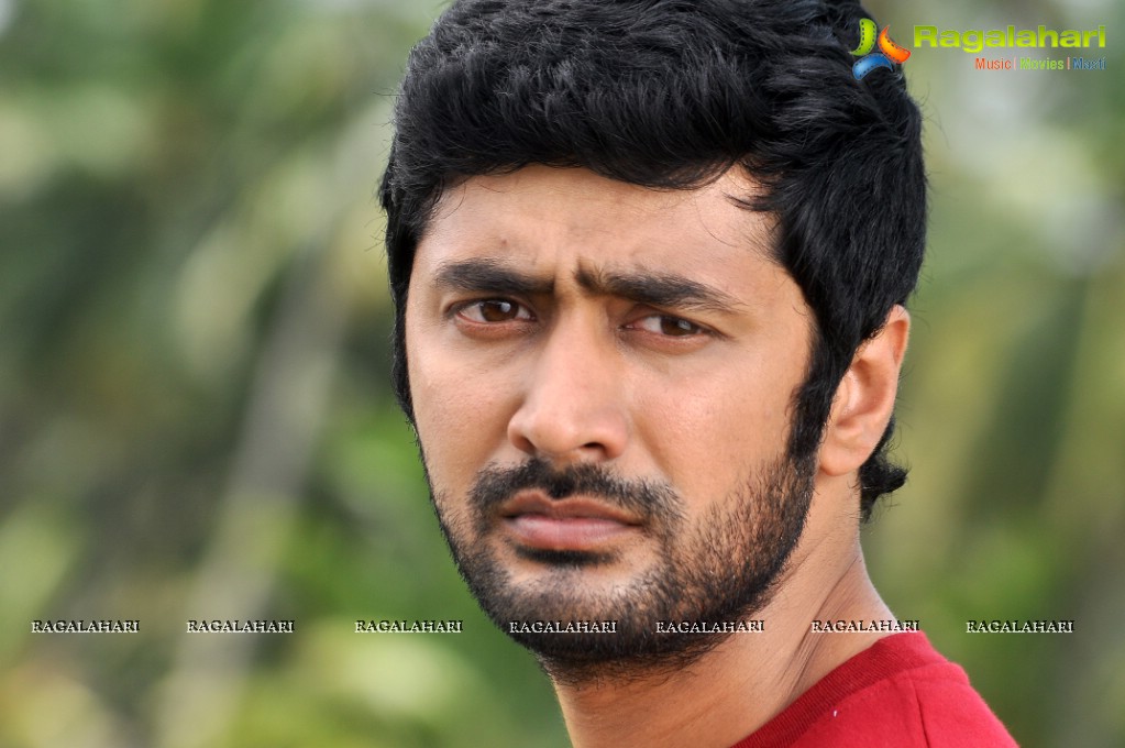 Rahul Ravindran Stills From Ala Ela, Photo Gallery