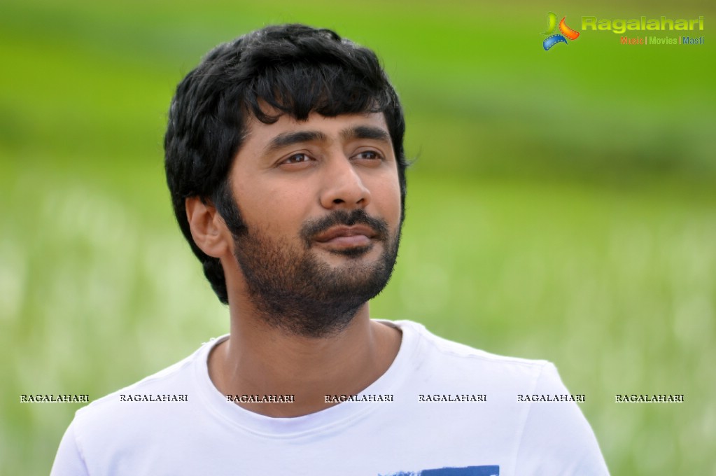 Rahul Ravindran Stills From Ala Ela, Photo Gallery