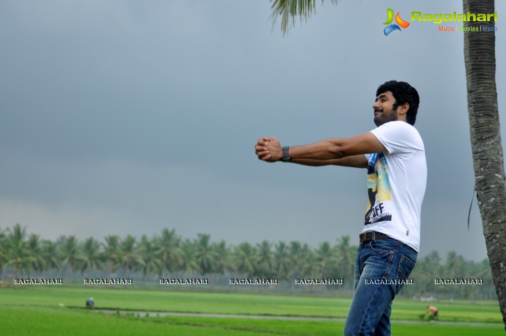 Rahul Ravindran Stills From Ala Ela, Photo Gallery