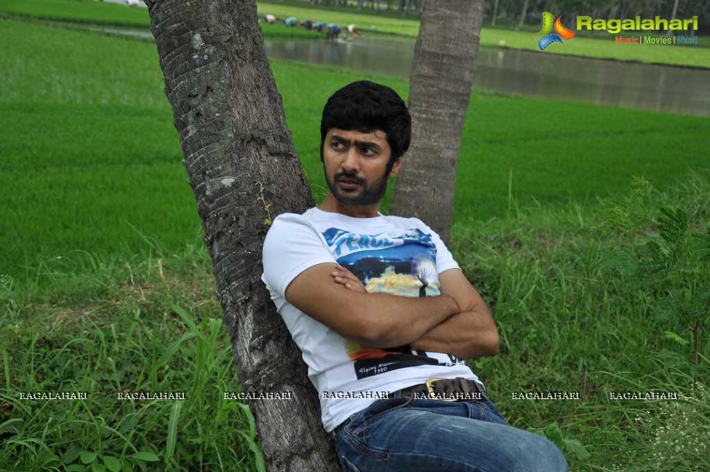 Rahul Ravindran Stills From Ala Ela, Photo Gallery