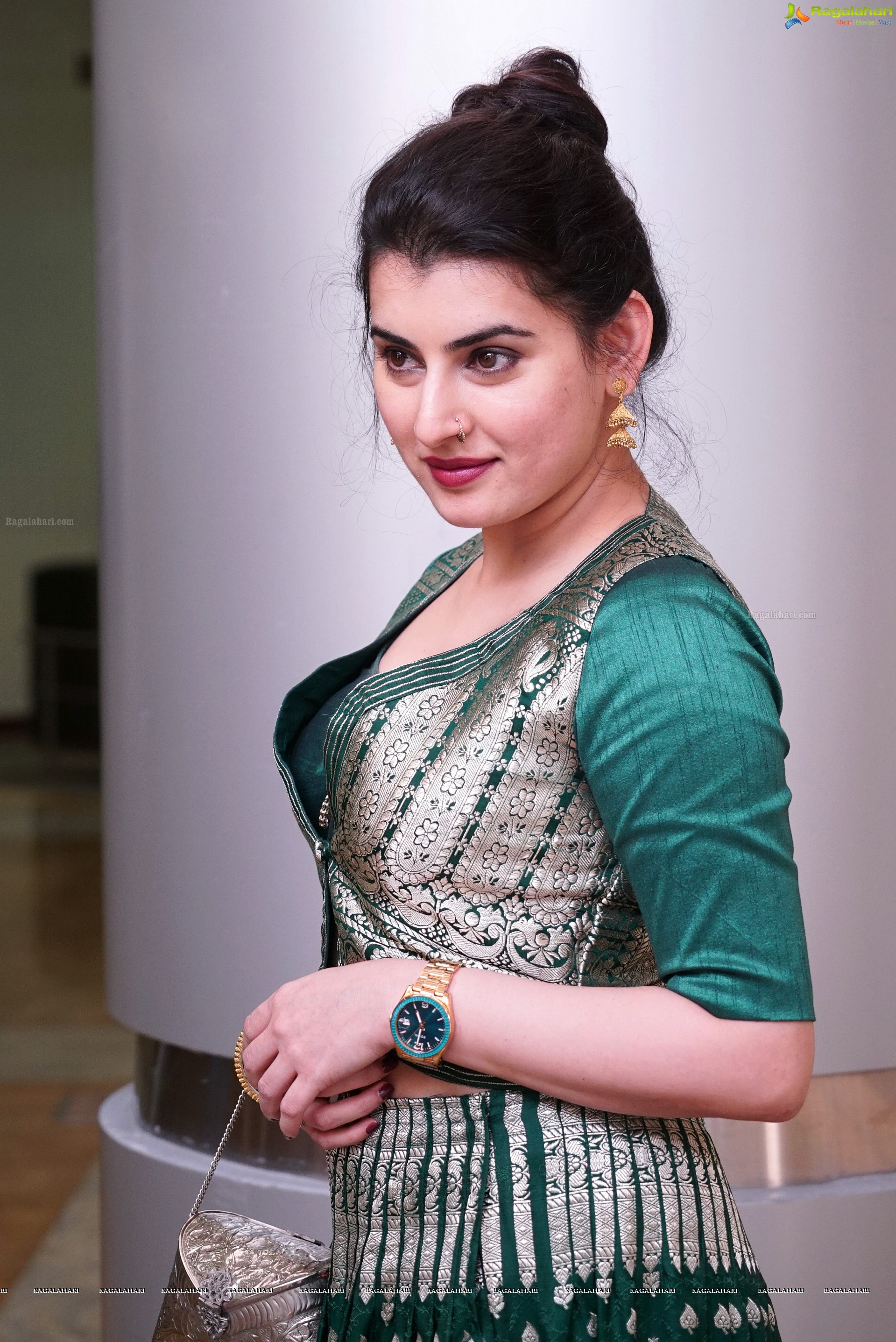 Archana (High Definition)