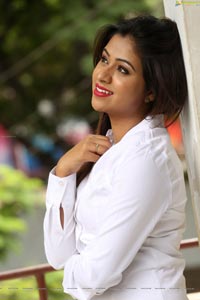 Manali Rathod HD Photos