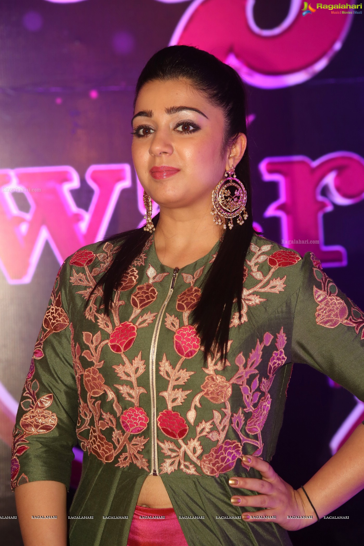 Charmme at Apsara Awards 2016, Photo Gallery